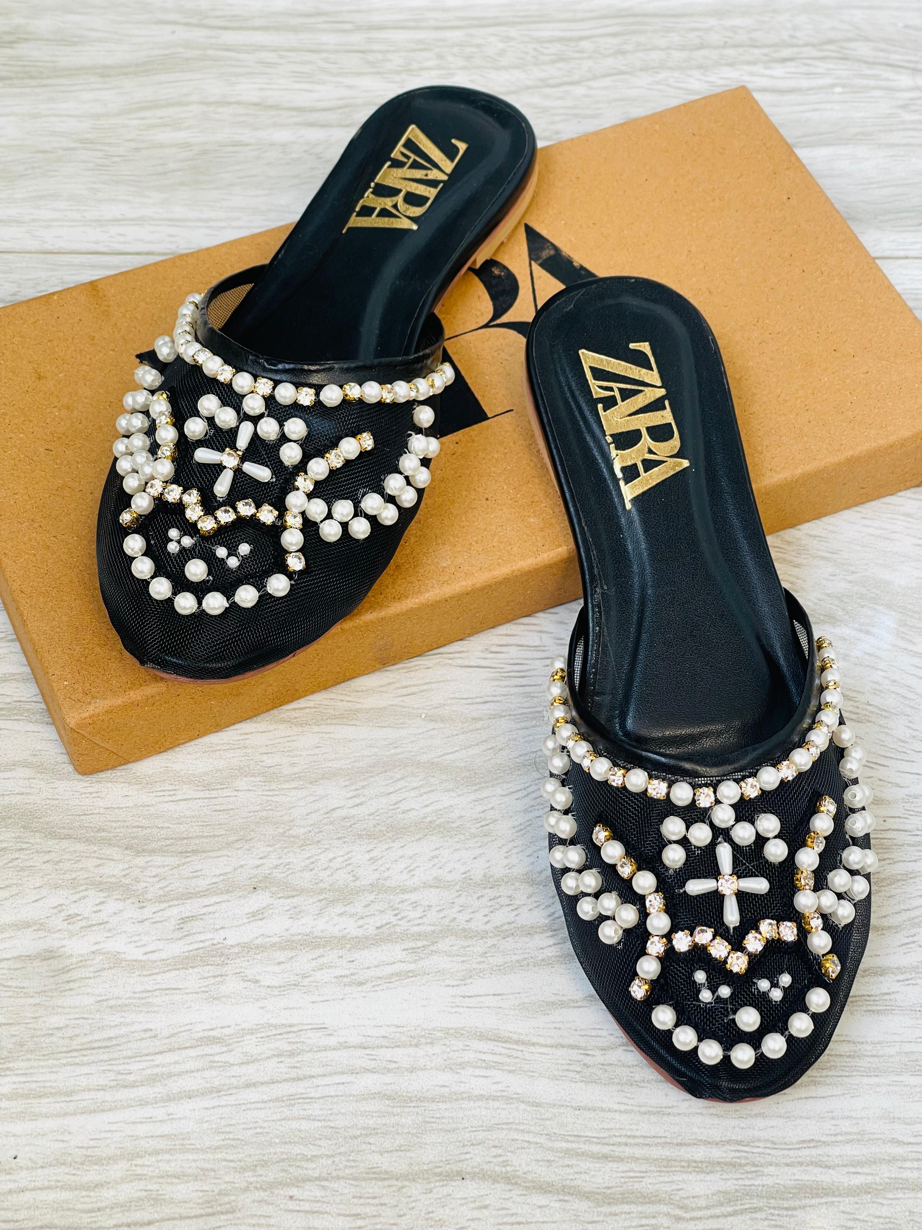 ZARA EMBROIDERED PUMPS*
